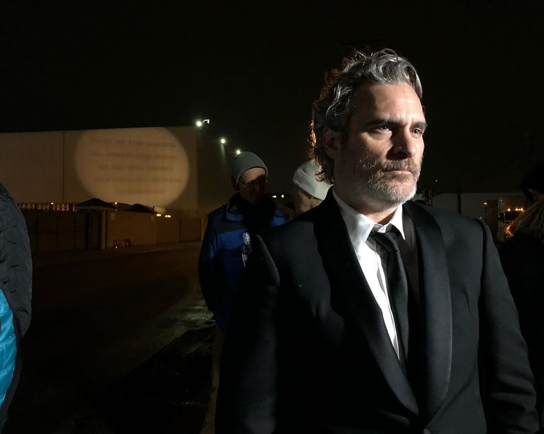 Joaquin Phoenix apoia a campanha ‘Report Animal Ag’