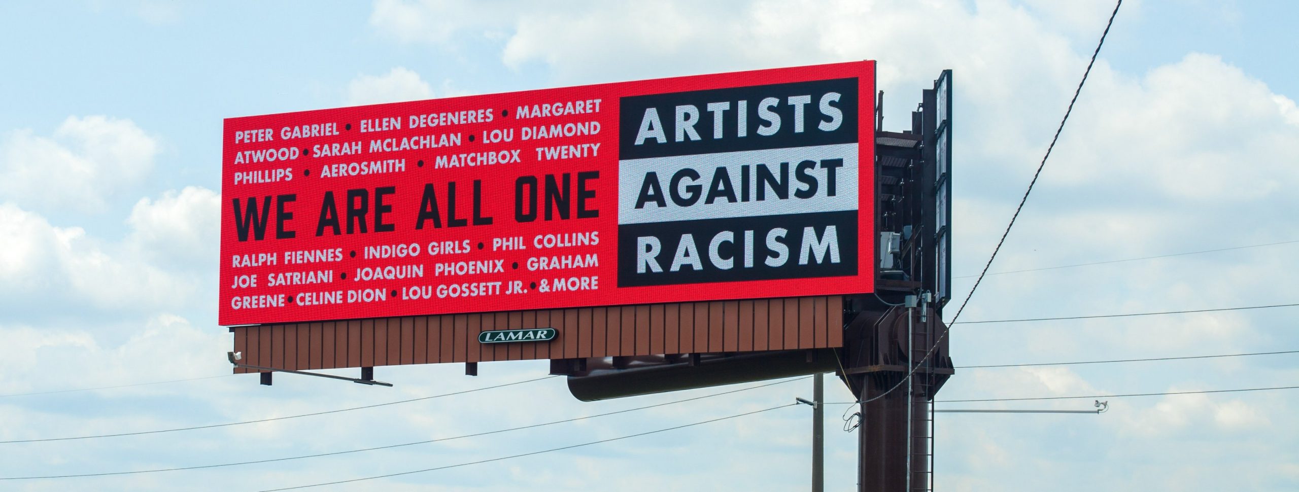 Joaquin Phoenix se junta a campanha contra o racismo