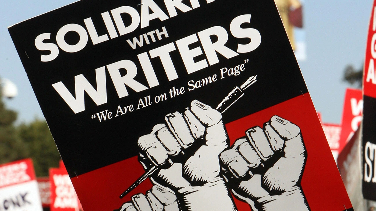 Joaquin Phoenix assina carta de ameaça de greve para o SAG-AFTRA