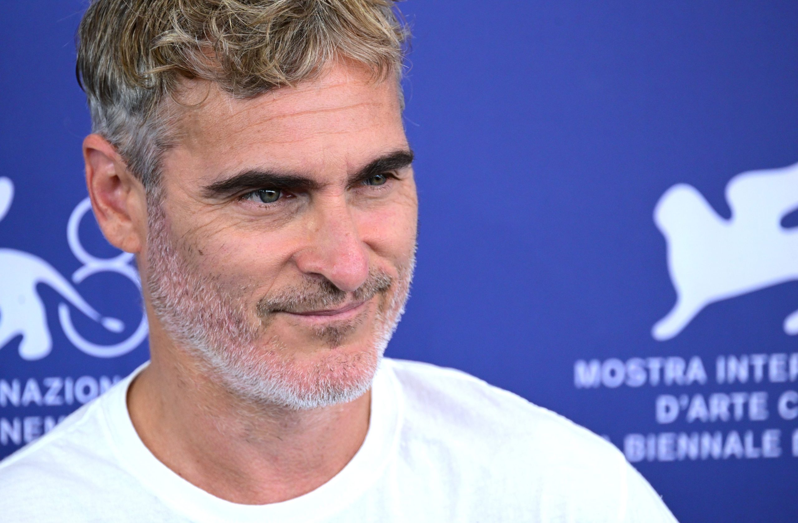 Joaquin Phoenix diz que a perda de peso de ‘Joker’ foi um ‘pouco mais difícil’ para a sequência