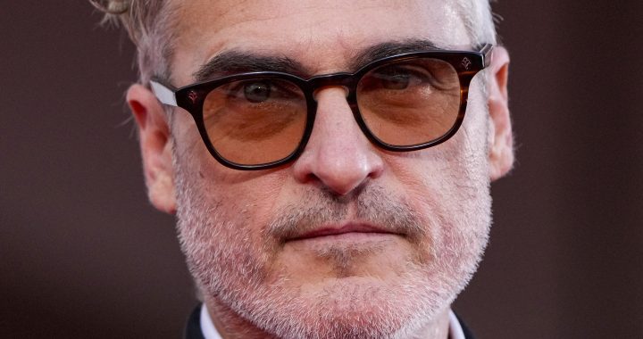 Joaquin Phoenix, Pedro Pascal, Juliette Binoche, Riz Ahmed e Guillermo del Toro estão entre os nomes adicionais que assinaram a carta aberta condenando o silêncio da indústria sobre Gaza