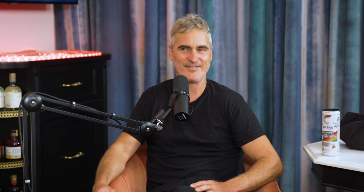 Vídeo: Joaquin Phoenix no programa ‘This Past Weekend with Theo Von’